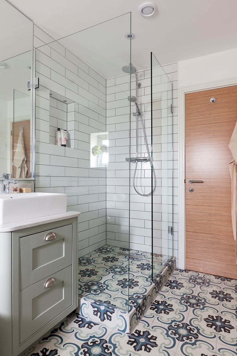 Explore the possibilities with Arbor Lane! We specialise in creating personalised bathroom furniture to fit your space perfectly. Whether it's a dream kitchen or a cosy bathroom retreat, we're dedicated to bringing your clients' ideas to life.

📧 enquiries@arborlane.co.uk