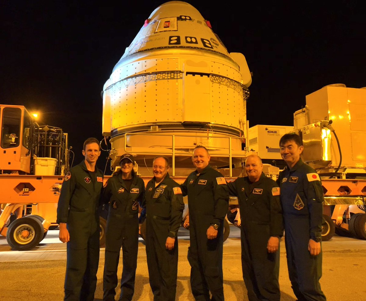 Astronauts Butch Wilmore, @Astro_Suni, @AstroIronMike, @Astro_Kutryk, @Astro_Maker1 and @Astro_Kimiya are here to see the #Starliner spacecraft off.