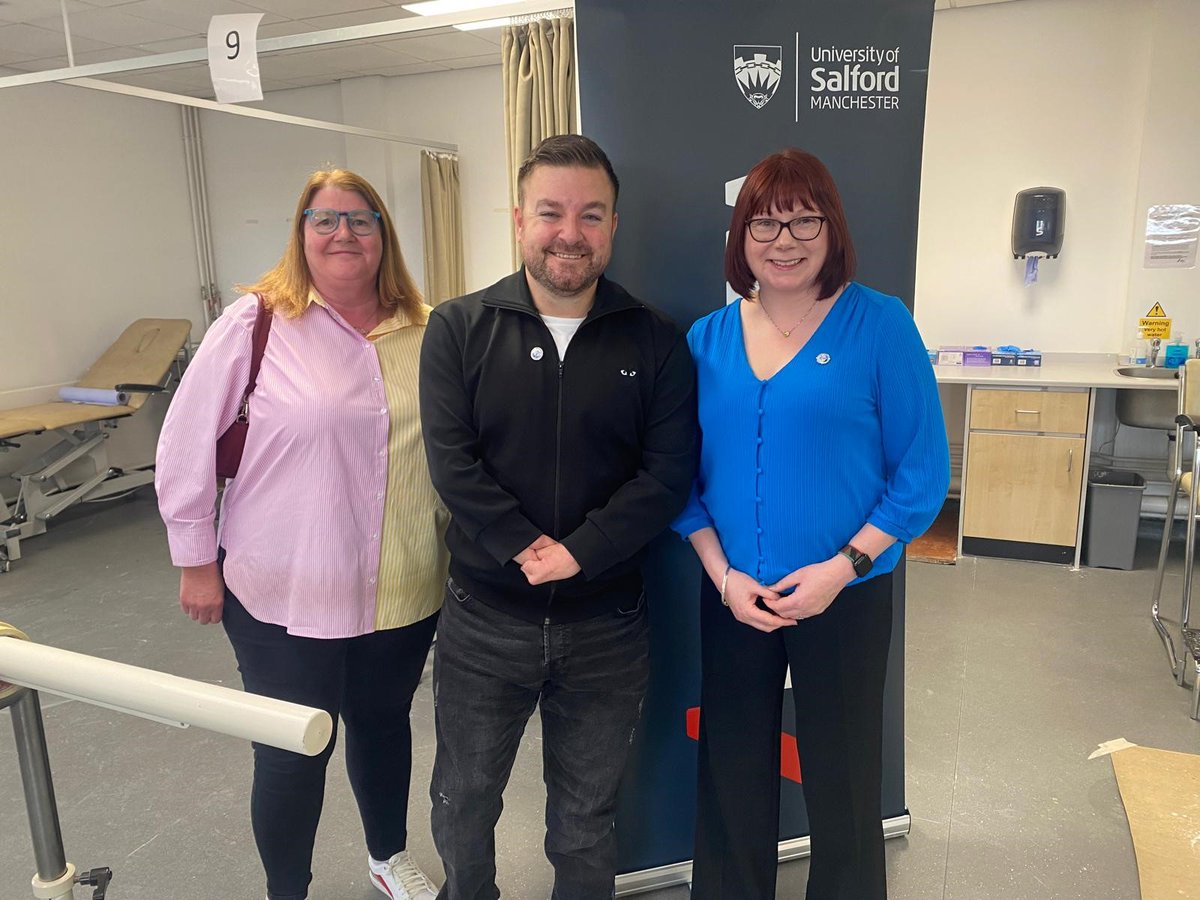 BAPO CEO, Sue Irving and Vice-Chair Pam Coulton had a great morning at Salford University with BAPO Patron Alex Brooker meeting #Prosthetic and #Orthotic students and teachers @Alex_Brooker @Sue_irving @CoultonPam @OrthoticNetwork