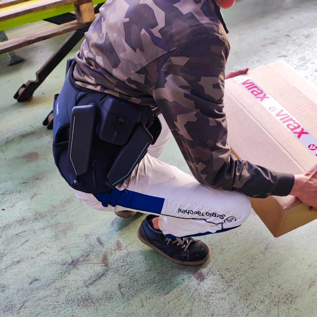 Priorité à la santé et au confort de nos collaborateurs grâce à l'exosquelette Japet ! 🦺

Colonne protégée :
👉 Maintien du dos droit.

Réduction de la fatigue :
👉 Liberté de mouvement accrue.

Soulagement des douleurs de dos :
👉  Postures à risque limitées.

#virax #sécurité