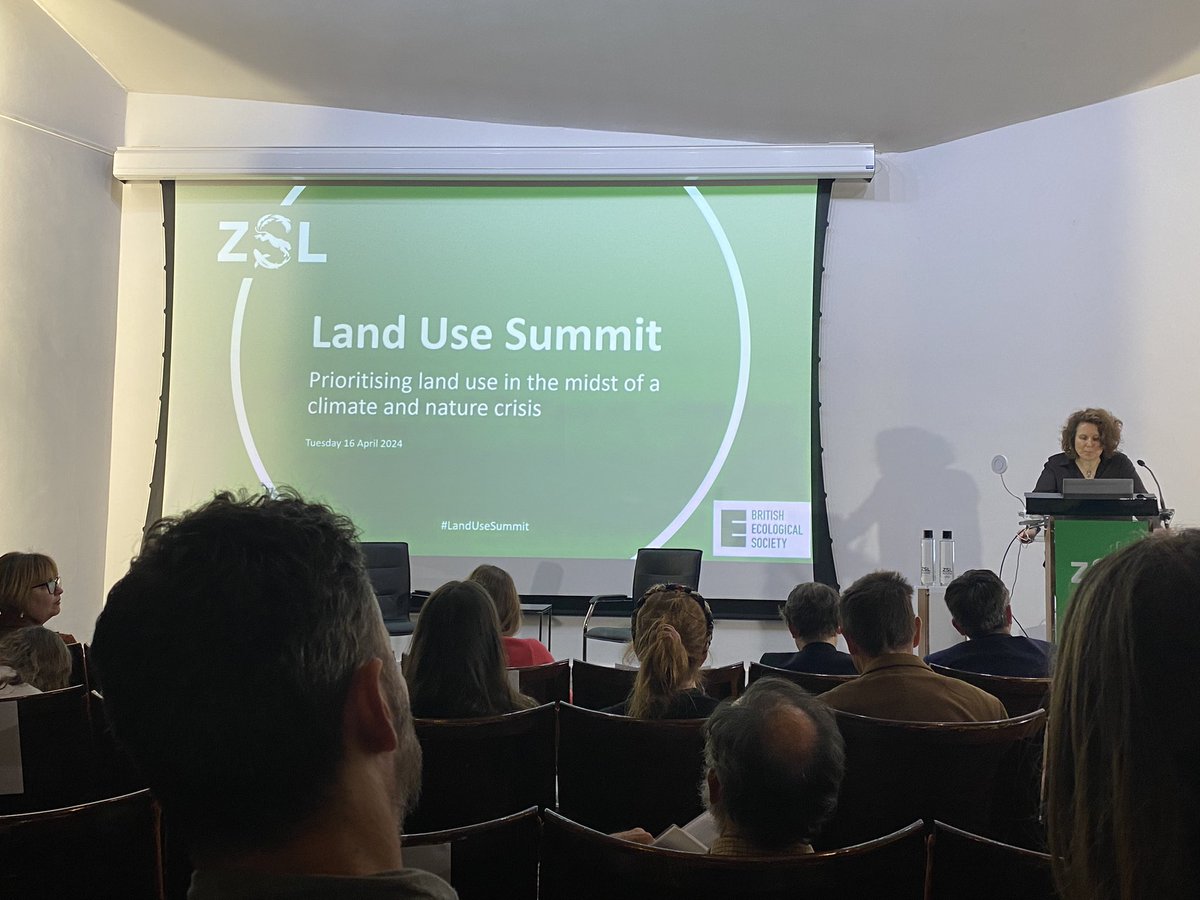 Excited to be at the @ZSLScience & @BritishEcolSoc #LandUseSummit today. A timely discussion on how we best make strategic decisions on land use to ensure we can deliver our environmental, economic and social targets via a robust #LandUseFramework