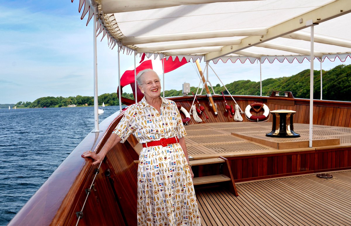 Today is HM Queen Margrethe's Birthday🎂 Born 16 April 1940 👑 Queen Margrethe was 🇩🇰Monarch from 1972 until 14 January 2024, when she handed over the throne to her son, HM King Frederik X. She is the longest sitting, reigning monarch in 🇩🇰 history 📸: Keld Navntoft/Kongehuset