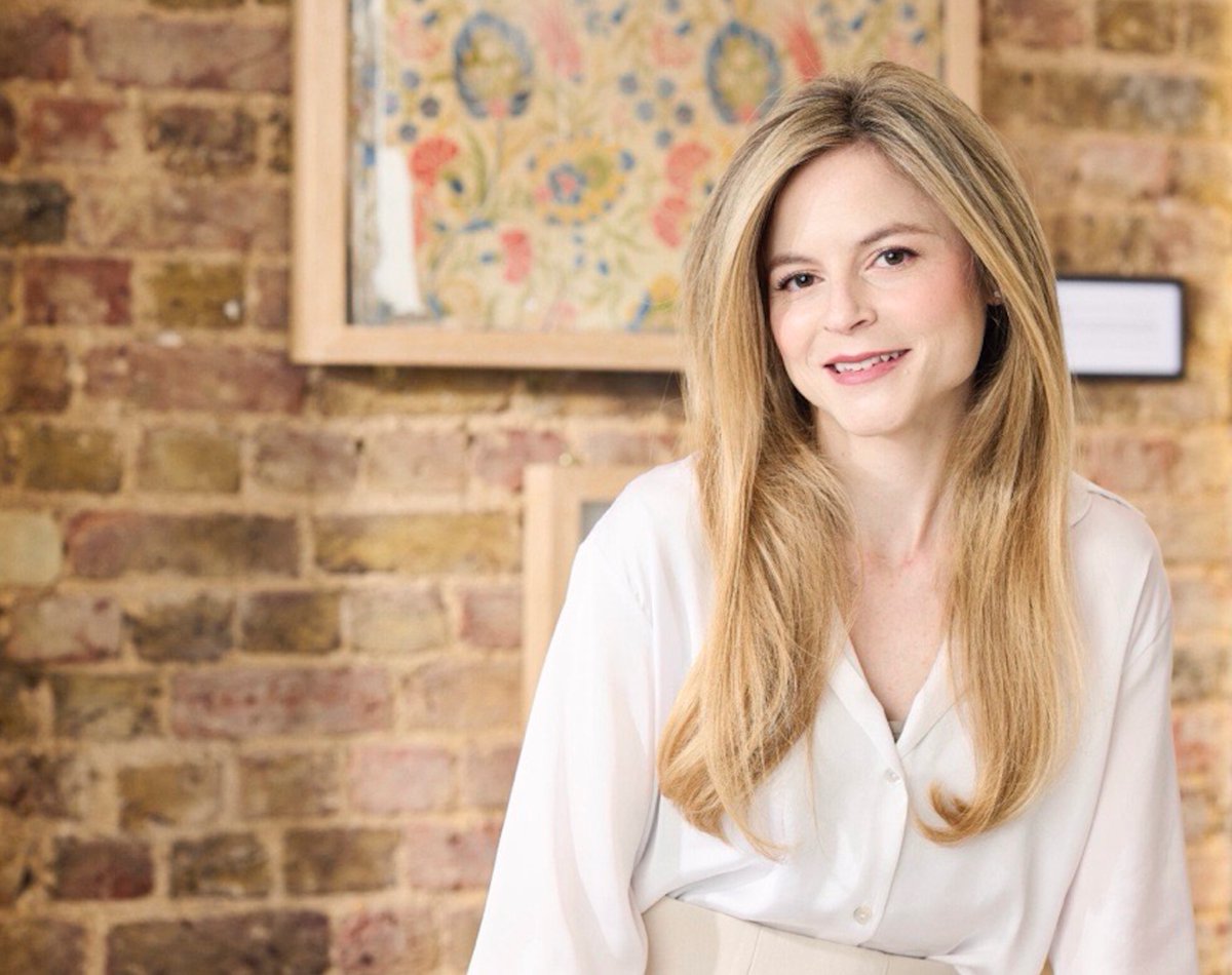 'I'm a hair and scalp expert - these eight diet bloopers are causing your hair loss'
express.co.uk/life-style/hea…
<a href="/Miss_Kingsley/">Anabel Kingsley</a> <a href="/Philip_Kingsley/">Philip Kingsley</a> #hairloss #hairgoals #dietandhair #anabelkingsley #philipkingsley