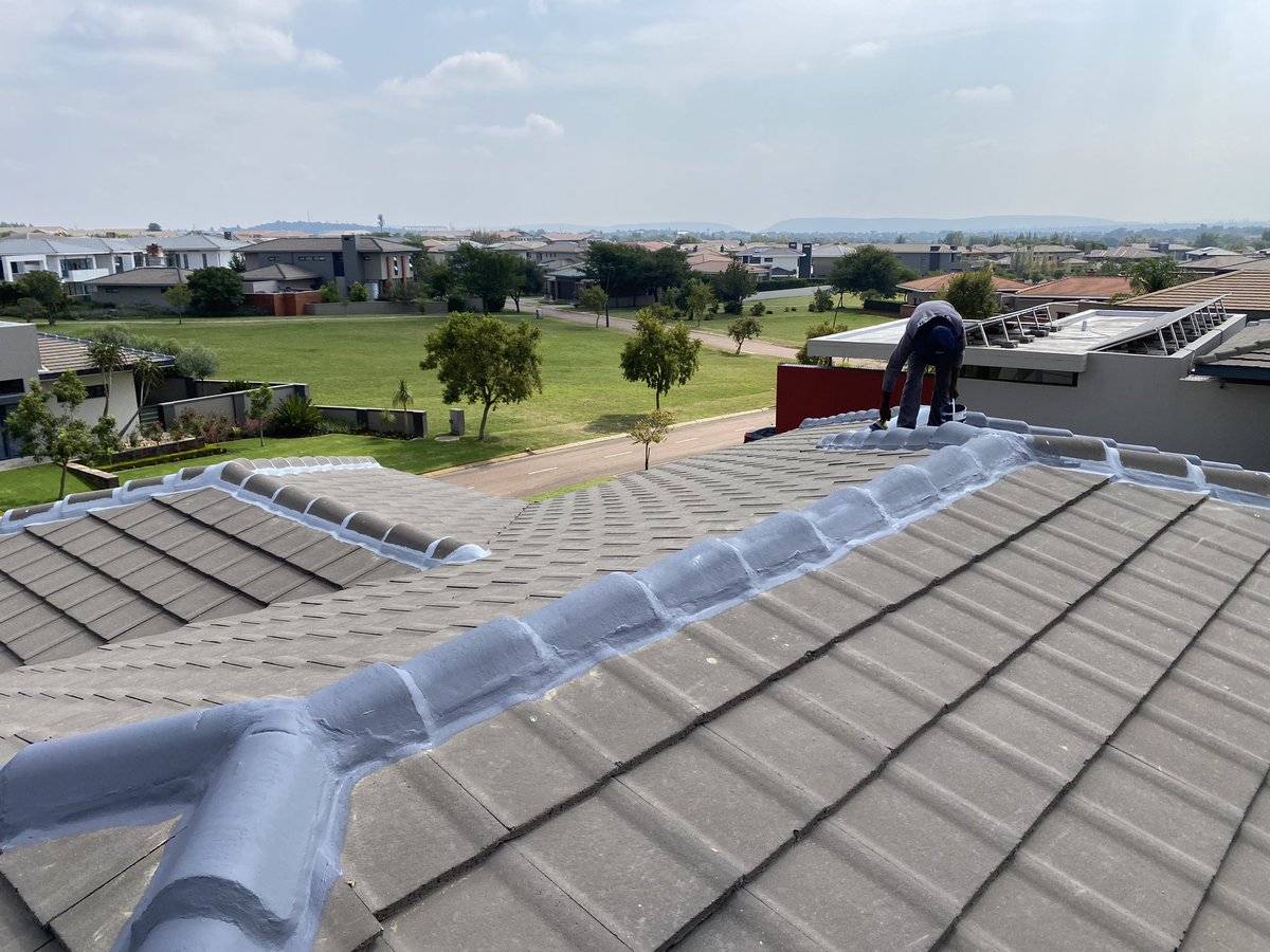 SpecialityCo's tweet photo. Tiled Roof Waterproofing and Painting  done professionally in Pretoria and Centurion.

Dyer Residence in #Lombardy Estate #Pretoria 

Leaking Roof?

No More Drips💧No More Leaks 💦

Contact Us Today.

🌍 https://t.co/YIJyr3R7AQ
📧 info@waterproofmyroof.co.za
📞 074 348 6420 https://t.co/y7PI9ak9ku
