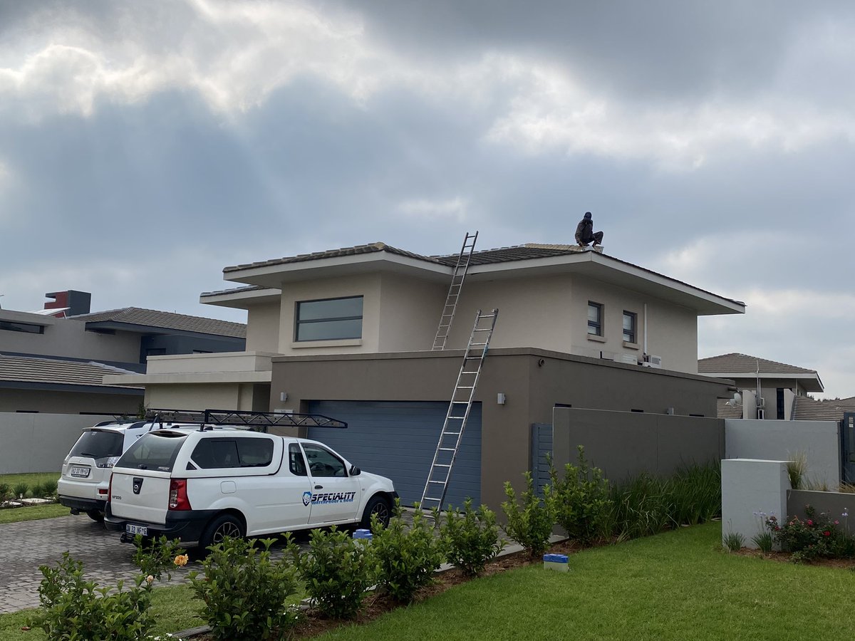 SpecialityCo's tweet photo. Tiled Roof Waterproofing and Painting  done professionally in Pretoria and Centurion.

Dyer Residence in #Lombardy Estate #Pretoria 

Leaking Roof?

No More Drips💧No More Leaks 💦

Contact Us Today.

🌍 https://t.co/YIJyr3R7AQ
📧 info@waterproofmyroof.co.za
📞 074 348 6420 https://t.co/y7PI9ak9ku