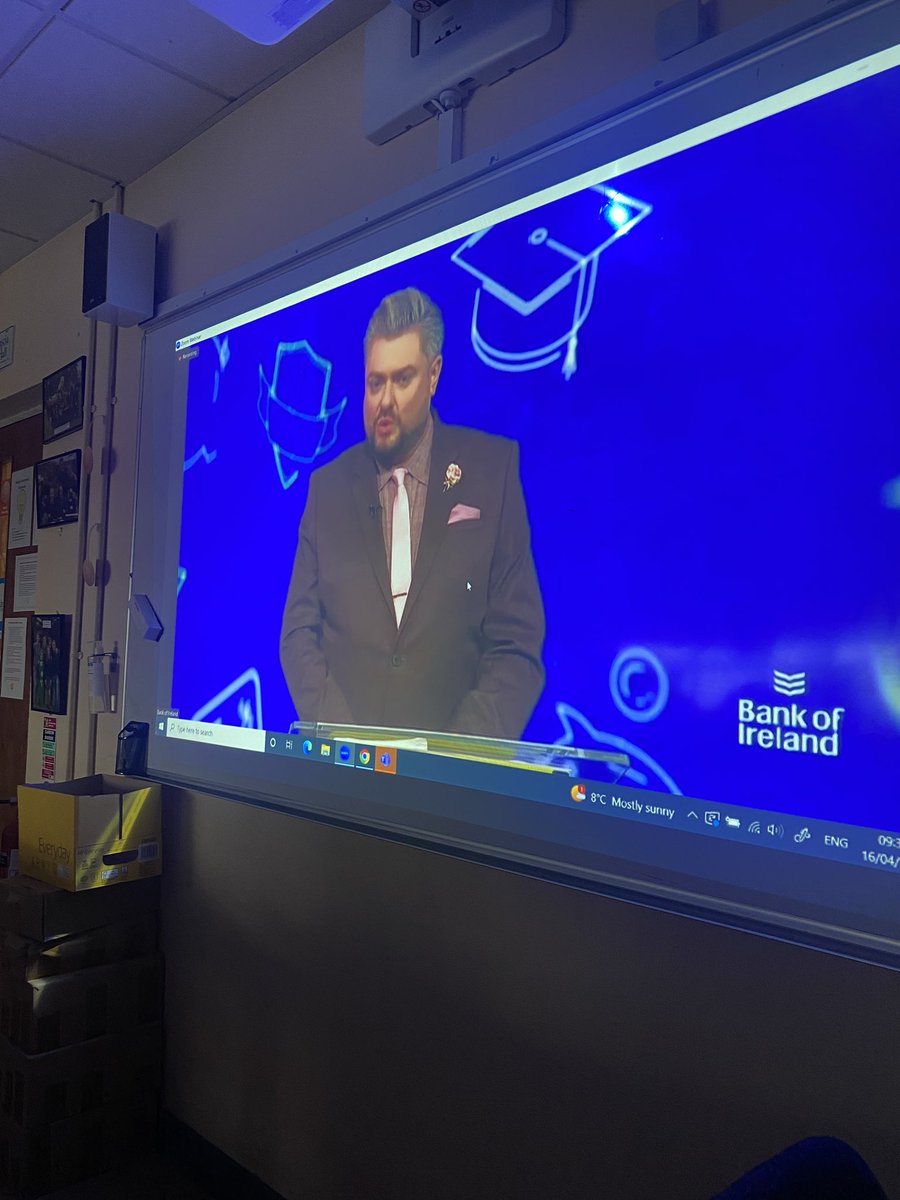 Great excitement as 20 #TY students @FriaryCollege log on and participate in the @bankofireland Money Smarts Challenge. Best of luck to our 5 teams 👏 #boimoneysmarts  @JamesPatrice
