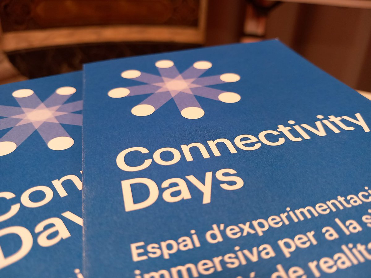 UVic_FEC's tweet photo. 🎆Ja ho tenim tot a punt pels II #ConnectivityDays
🎶Concert performatiu d'inauguració amb @mariaarnaldimas, 𝐒𝐞𝐫𝐠𝐢𝐨 𝐒𝐚́𝐧𝐜𝐡𝐞𝐳, @BSC_CNS i @epicalafura
🕖Avui, a les 19h de la tarda
📍Al Paranimf de la @uvic_ucc
ℹ️ https://t.co/jXuLC7UfIv https://t.co/NeomVxXCrn