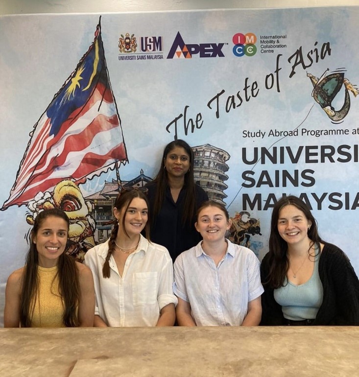 Read Madelain's experience abroad at the Universiti Sains Malaysia, supported by Turing Scheme funding. 'I learnt new techniques, research methodologies, and cutting-edge advancements in the field of nutrition.' ow.ly/2NlQ50Rgi5k #GlobalBU