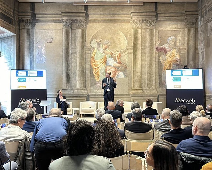 Molti lavori verranno persi, ma quanti ne verranno creati? 

Con il suo intervento, Massimo Chiriatti ci ha invitato a riflettere sul futuro del lavoro con l'IA. 

@massimochi #IA #intelligenzaartificiale