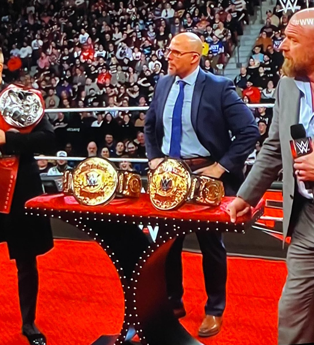 Those new tag titles are much better looking than the old ones. #WWERaw