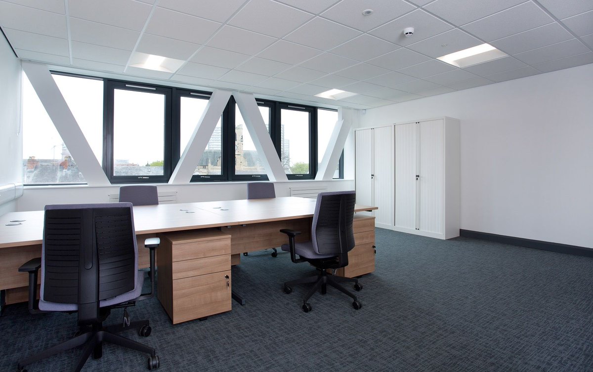 We have office space available 👀 🏢 A selection of 39 sq mtr (420 sq ft) spaces are now available at Hope Street Xchange, right in Sunderland City Centre - the ideal location for new businesses. Interested? Give us a call on 0191 337 1560