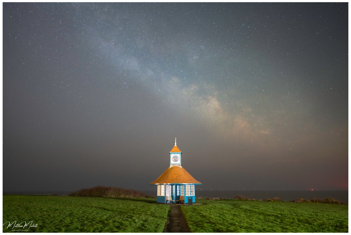 Milky Way and the Frinton Clocktower. Sony a7rv and 24mm f1.4 gm. Single frame 15 seconds iso 2000. Windy as heck. @SonyUK @DPhotographer @StormHour #essex #photo #stormhour