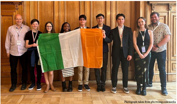 Congratulations to Shane Loughlin, 5th Year. Shane was one of six students to represent Ireland at the European Olympiad of Experimental Science in Luxembourg last week. More than 20 countries participated. Both Irish teams were awarded Bronze Medals in the contest. Well done.