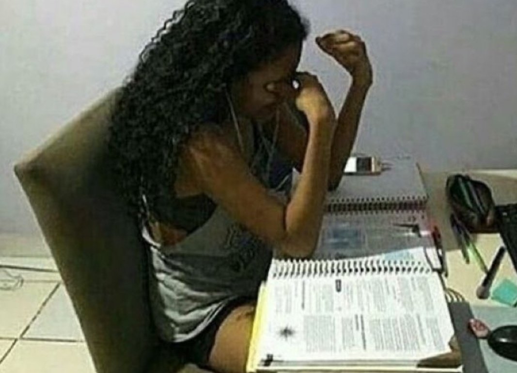 _catnamed's tweet image. meudeus pra que eu fui querer fazer medicina quanta humilhação pra passar na faculdade