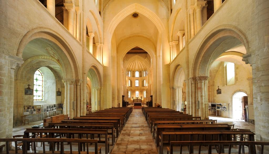 Abbayes de Normandie tweet media