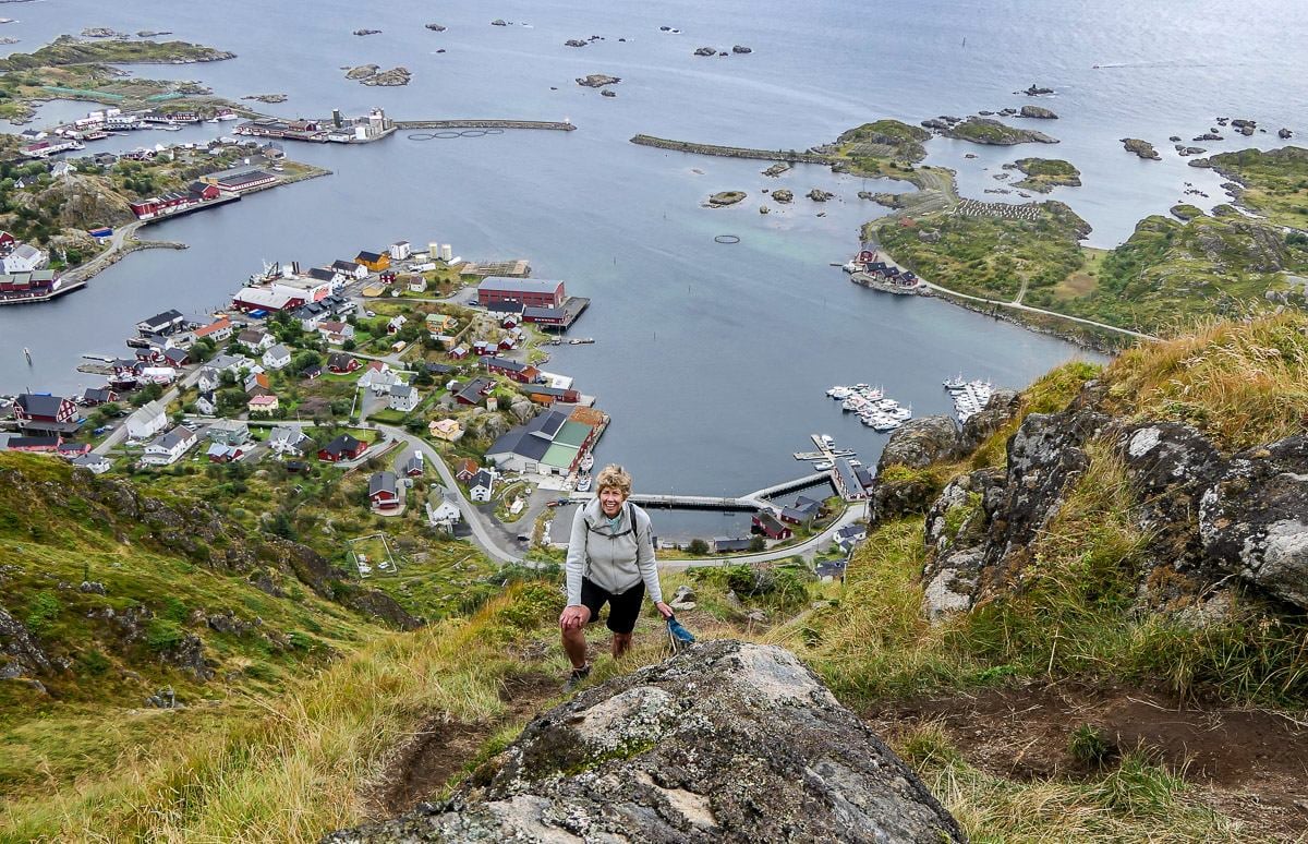 Nonstinden and Ballstadheia Hike, Lofoten Islands dlvr.it/T5Z7Xs via @HikeBikeTravel