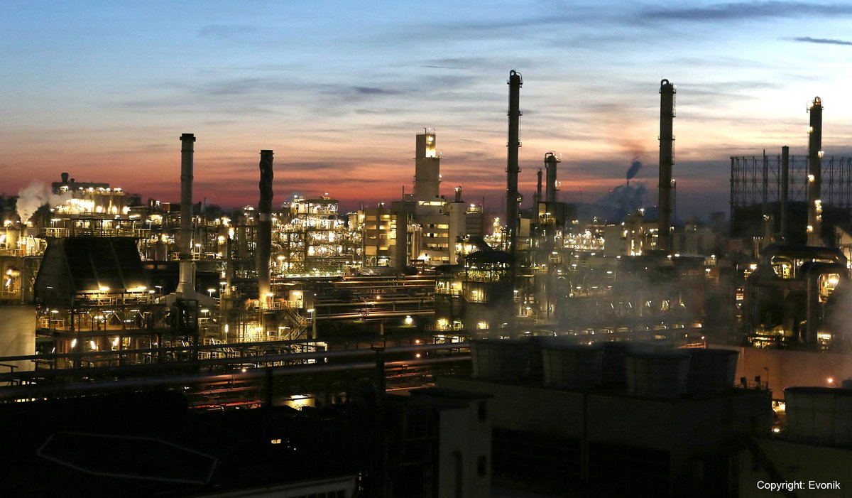 SasolSA's tweet image. Evonik is replacing the coal-fired power plant at the Marl Chemical Park with gas and steam power plants that are also suitable for future hydrogen operation, which will enable Sasol to save around 80,000 tons of CO2.  Read more chemicals.sasol.com/newsandevents/…

#SasolChemicals