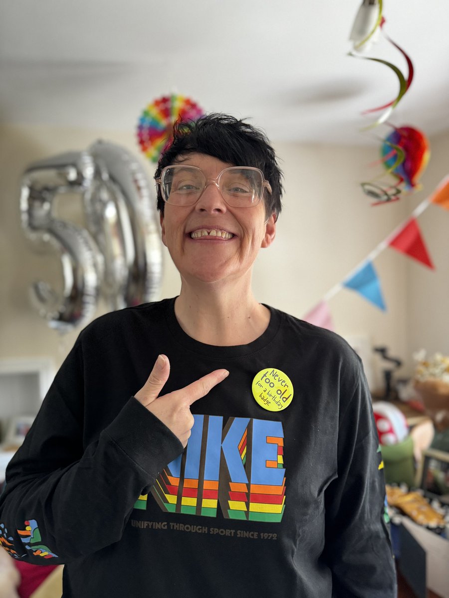 Becky (she/her) tweet media