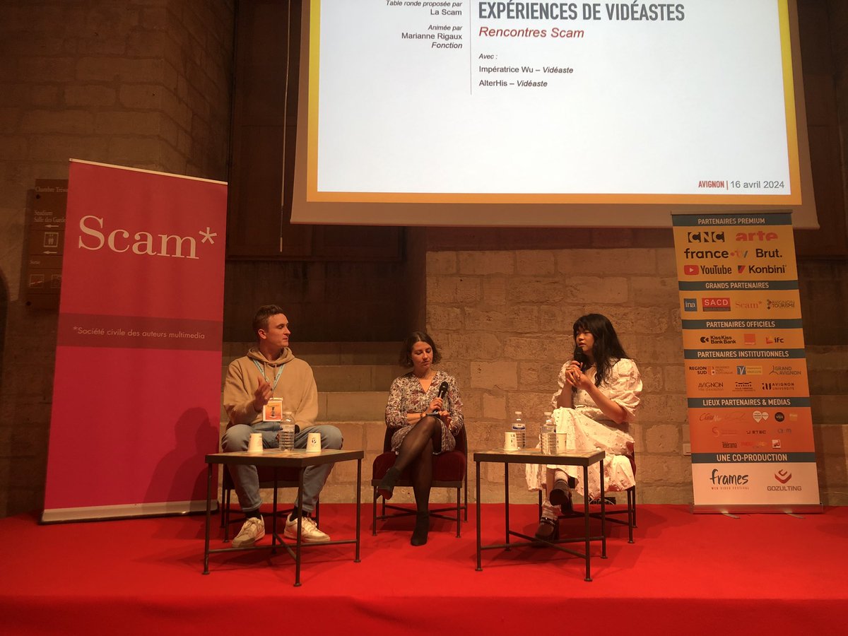 webscam's tweet photo. Partage d’expériences à @FramesPro !
Coup de projecteur sur deux vidéastes de talent @ImperatriceWu et @AlterHis, sous le précieux éclairage de @mariannerigaux
#frames2024 https://t.co/216d4QVoLe