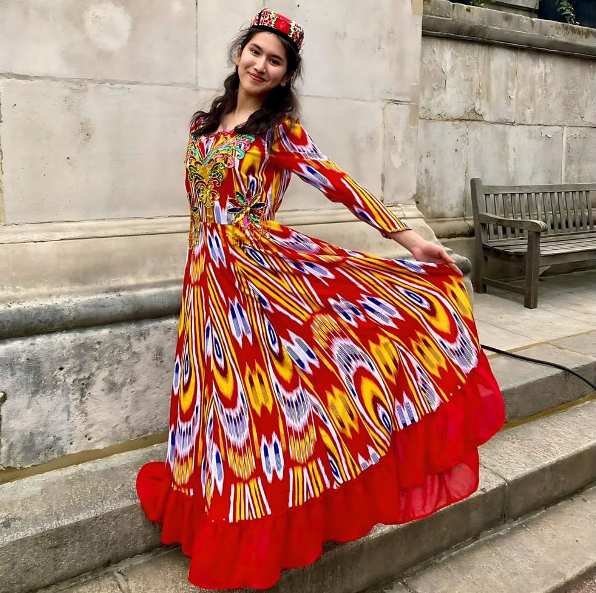 I LOVE weekends, but I’m looking forward to this weekend a little extra more 🥳 Don’t miss a slice of Uzbek, Uyghur and Azerbaijan cultures on Trafalgar Square this Saturday! We will be up with @CulturalFashArt from 2 PM 🕑