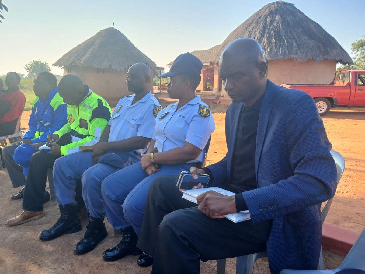 #sapsLIM #SAPS in Tshaulu conducted a #CrimeAwareness campaign at Dimani Chief 's Kraal on Sunday 14/04. About 150 members attended the campaign and were addressed about various issues pertaining to crime most prevalent in their area. #RuralSafety #PartnershipPolicing