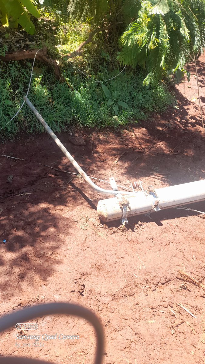 wraithofbyron's tweet photo. This is kirinyaga county, kutus area it has been like this for almost a month now blackout in the whole area @KenyaPower where are you? https://t.co/lmYFBZWYFf