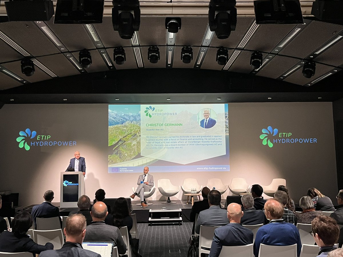 Session 1 keeps going with a second presentation by Christof Germann from @illwerkevkw 'There is a critical need for #energy balance' #HPD #HPD24 #hydropower