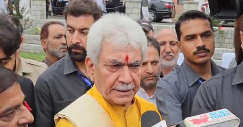 Deeply grieves of loss of lives due to the boat incident: LG Manoj Sinha 
#Srinagar #BoatAccident
