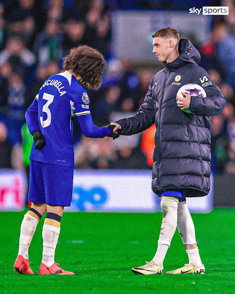 SkySportsPL's tweet photo. Marc Cucurella bowing in acknowledgement of that Cole Palmer performance 💙🤝 https://t.co/fHrxc4l0Cs