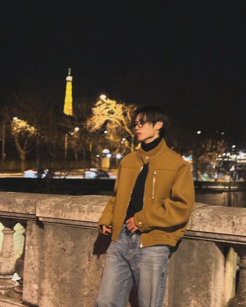 Even when the stars disappears, there comes the imitation of it filled with the incandescent lights of the city appear as one lukewarm persistent thing towards our eyesight. I firmly believe we all love how the city lights turned our life to be much better at the end of the day.