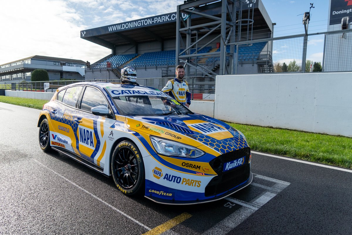 🔵🟡 2024 let’s go!

#NAPARacingUK #BTCC #FordFocus #FastFord #Racing #Motorsport #Letsgoracing