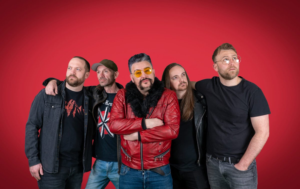 🎉 Gig news 🎉 

27th April @ The Foundry, Brecon 🏴󠁧󠁢󠁷󠁬󠁳󠁿 
9th May @ The Vaults, Bishops Castle
10th May <a href="/ZanzibarLiv/">Zanzibar_Liverpool</a> Liverpool 
11th May @ Spin The Black Circle, Worcester