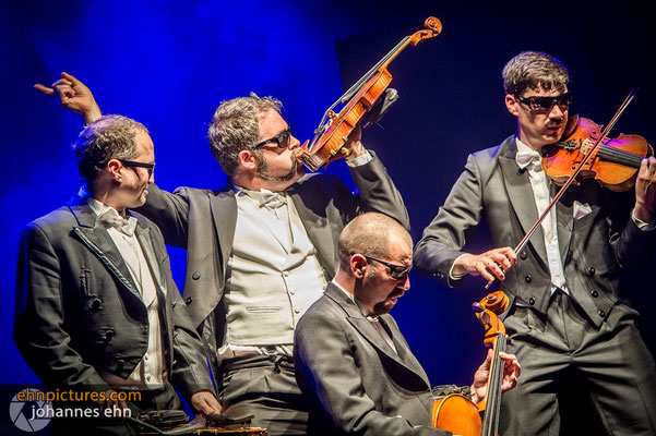 "Nadie puede ser indiferente a Pagagnini, en hora y media el público río a carcajadas (...)"
✍️ María Briceño. 7 de mayo 2017 | 🗞️ La Jornada Maya

#PAGAGNINI 🎻 
<a href="/yllanaoficial/">Producciones Yllana - Oficial</a> 
🗓 25/04 San Sebastián de los Reyes, Madrid | <a href="/SanseCultura/">Sanse Cultura</a> 
🗓 27/04 Ayora, Valencia | <a href="/AytoAyora/">Ayto. de Ayora</a>