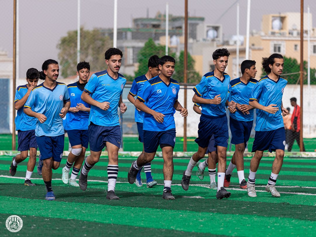 ALMOTAWA_FC's tweet photo. الأبطال يستأنفون التدريبات 📸👏🏻 https://t.co/nnAa6lkw8d
