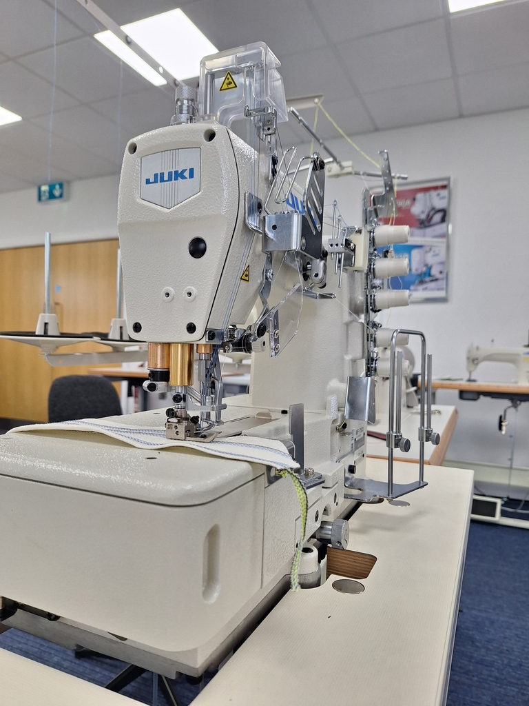 college_sewing's tweet image. JUKI Coverstitch Sewing Machines are available to order! 

For more information, or to request a quote via our website, click the link below! 🔗

🔗 jukisewingmachines.co.uk/juki-apparel-m…

#juki #jukisewingmachine