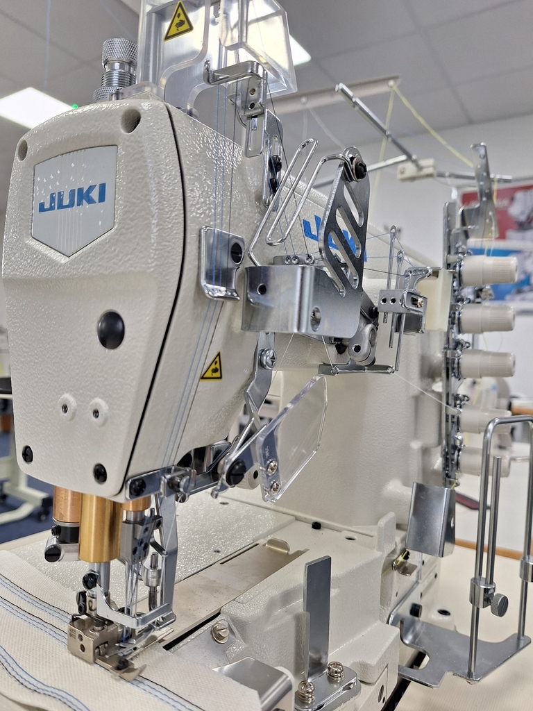 college_sewing's tweet image. JUKI Coverstitch Sewing Machines are available to order! 

For more information, or to request a quote via our website, click the link below! 🔗

🔗 jukisewingmachines.co.uk/juki-apparel-m…

#juki #jukisewingmachine