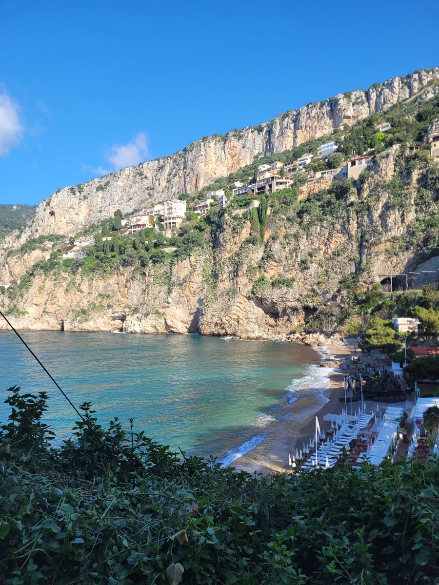 CatherineNLove's tweet photo. @MonacoTrip @DownendschNews Lessons going swimmingly in sunny Cap d'ail, fabulous positive comment at break https://t.co/zMiQgBEQcG