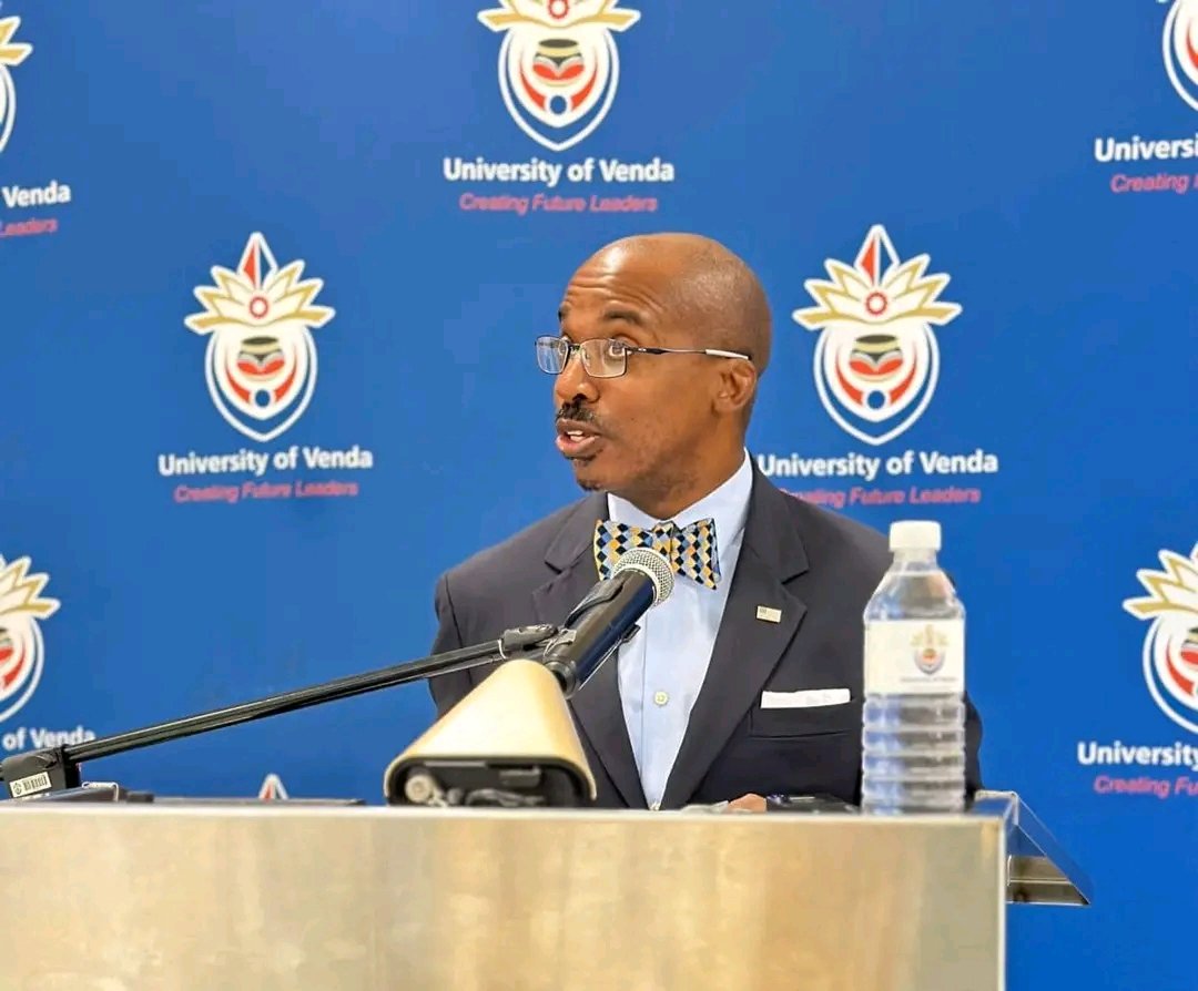 Univenofficial's tweet photo. His Excellency Dr. Reuben E. Brigety II, the U.S. Ambassador to South Africa, enlightened the UNIVEN audience with his engaging public lecture on the intricacies of U.S.-South Africa relations. https://t.co/DKg9E9s9ud