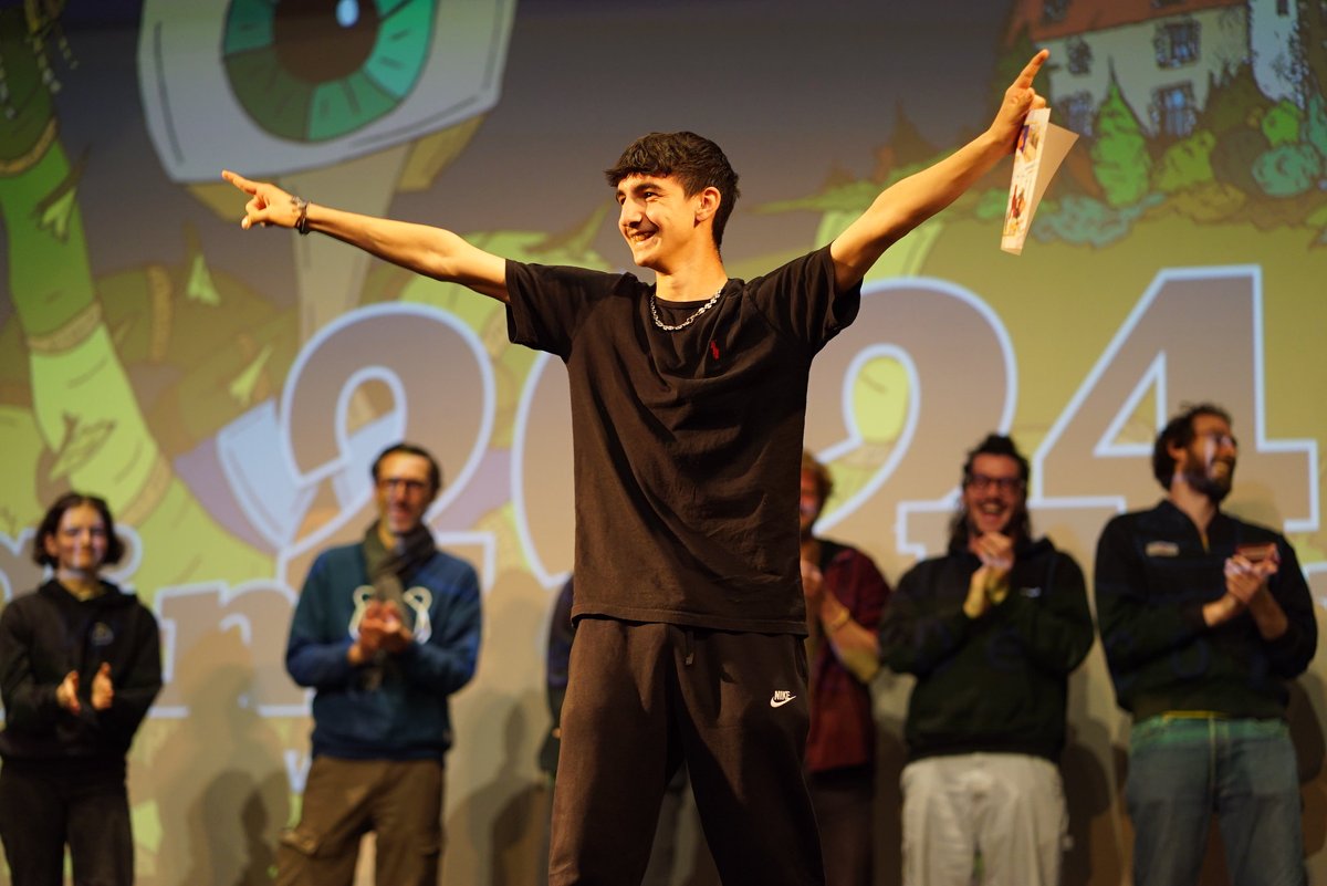 Retour en images sur la 36e édition du festival Ciné en herbe 2024 qui s'est déroulé du 8 au 10 avril à Montluçon.  

Le palmarès : urlr.me/QnGNs
Les photos : urls.fr/1iHR4M  

<a href="/MinistereCC/">Ministère de la Culture 🇫🇷</a>  <a href="/MontluconOff/">Ville de Montluçon</a>  <a href="/Allierdpt/">Allier Département</a>   <a href="/auvergnerhalpes/">Auvergne-Rhône-Alpes</a> <a href="/acclermont/">Académie de Clermont-Ferrand</a>