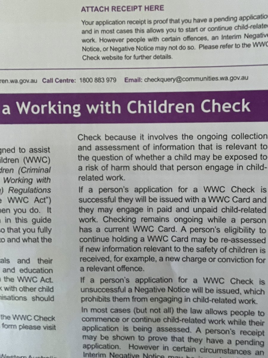 MA0120000's tweet image. #オーストラリア
#wwc
オーストラリアでは、18歳未満と働く（先生など）場合、どんな人でも必ずWorking with Childrenチェックを受け、その身元を証明しなければならない🧐
申請書はイマドキ紙のみ。申請書を郵便局に持って行き、そこで証明写真を撮られ、ちゃんとしたカード🪪をもらいます‼️