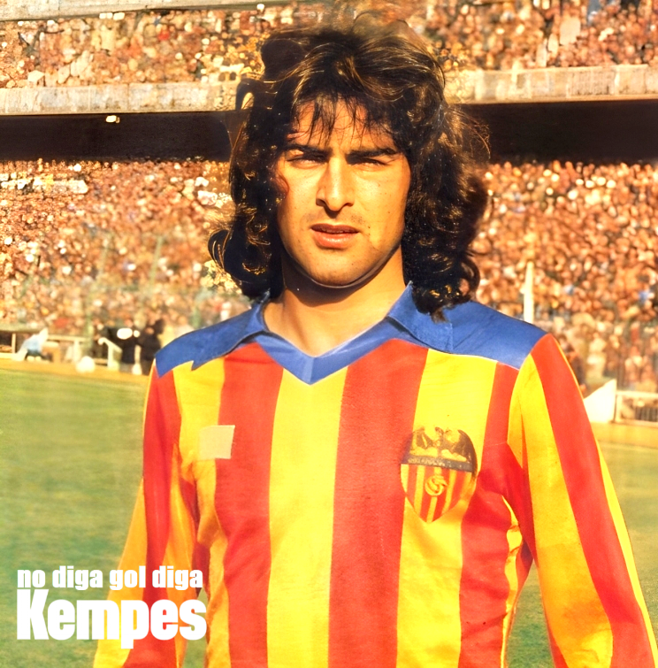 Mario Alberto Kempes 'El Matador' #ValenciaCF
🏆 Máximo goleador Liga Española 76-77 y 77-78
🏆 Copa del Rey 78-79
🏆 SuperCopa de Europa 80 
🏆 ReCopa de Europa 80
#NoDigaGolDigaKempes