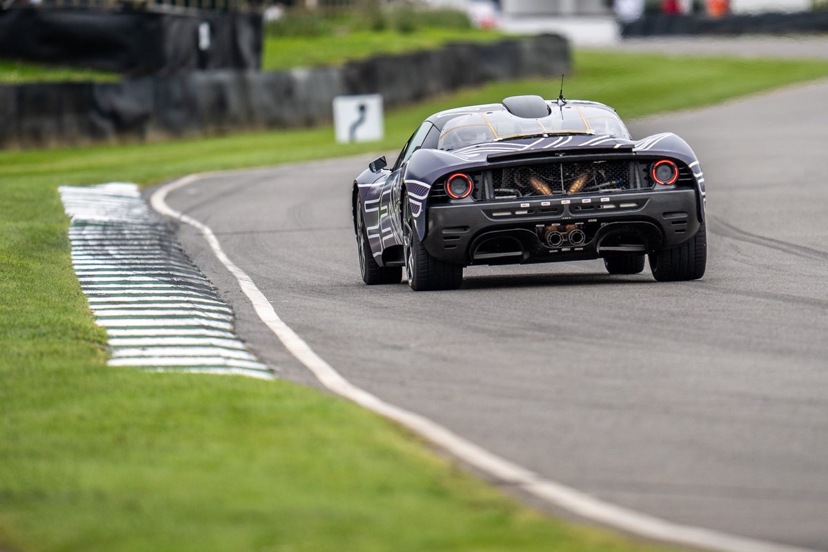 The @PlanetGMA T.50s and T.33 mule ‘James’ were looking spectacular around Goodwood at #81MM. The engine noise was as incredible as we’d expected.