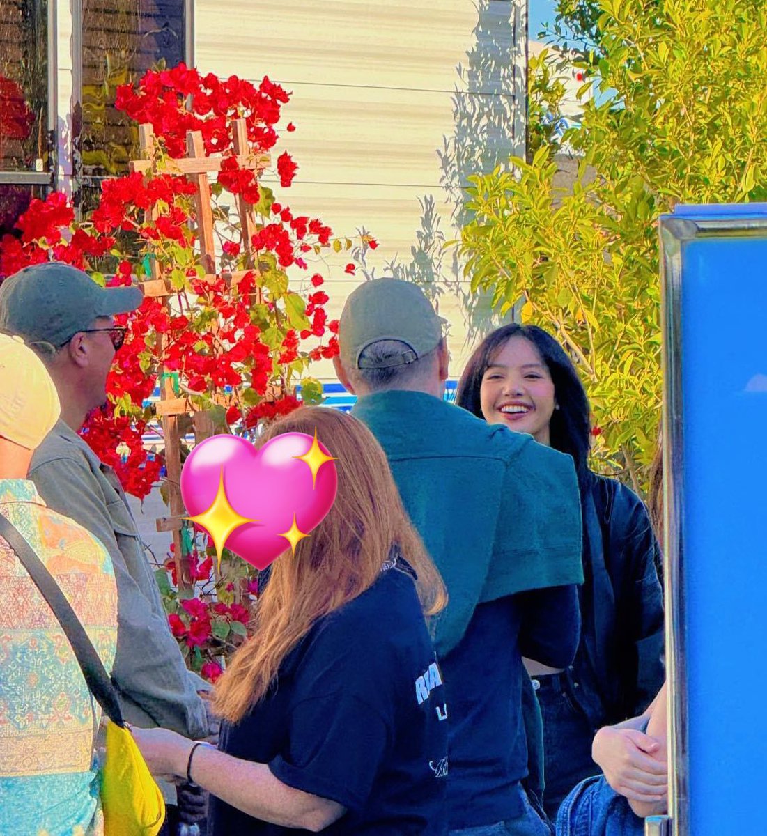 #LISA so cute 😍 #Coachella