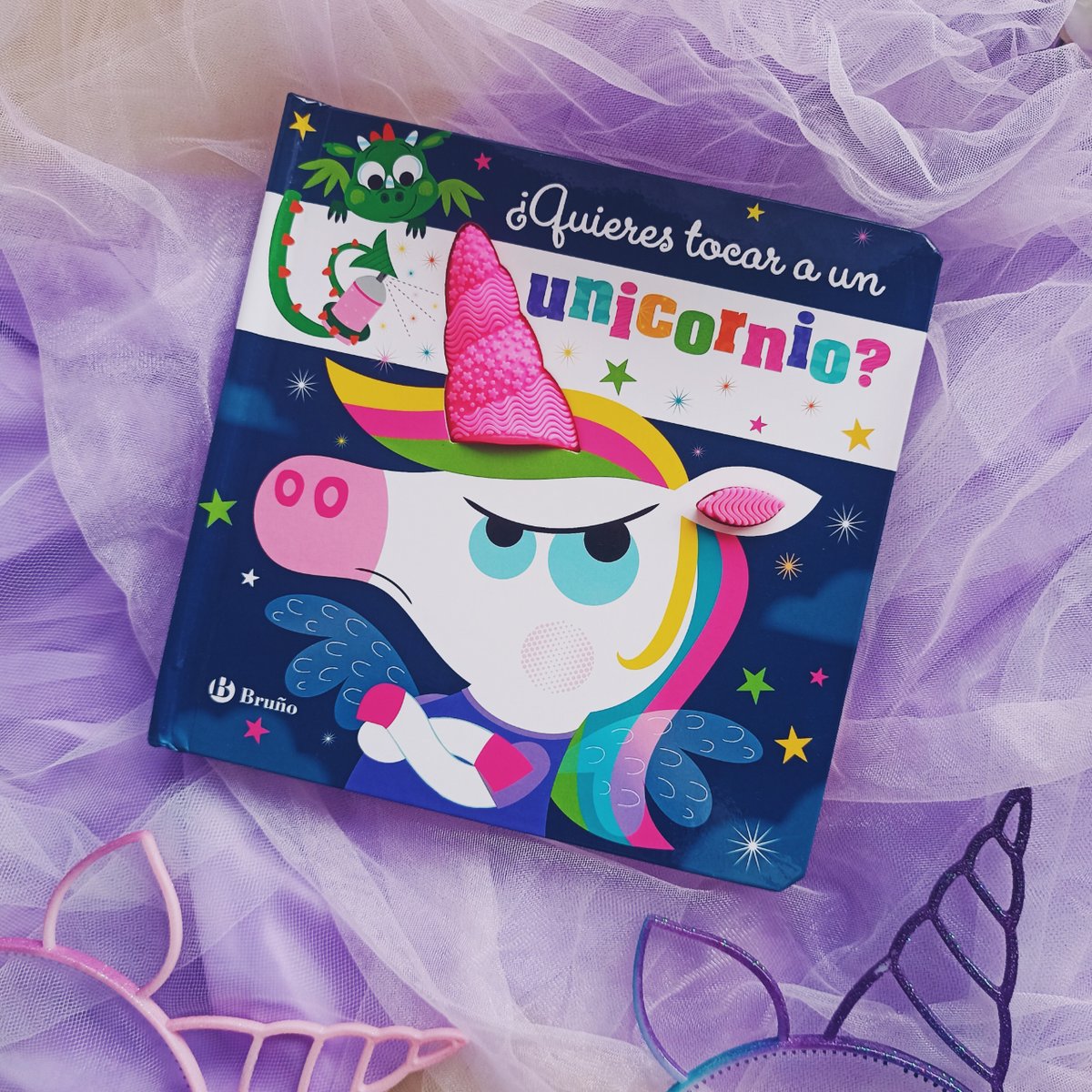 brunoeditorial's tweet photo. Nuevo título de la exitosa colección «¿Quieres tocar...?», en la que los niños pueden tocar y experimentar con las texturas de personajes mágicos. 
https://t.co/zxN7qjKfLX https://t.co/ptJPT4TfBa
