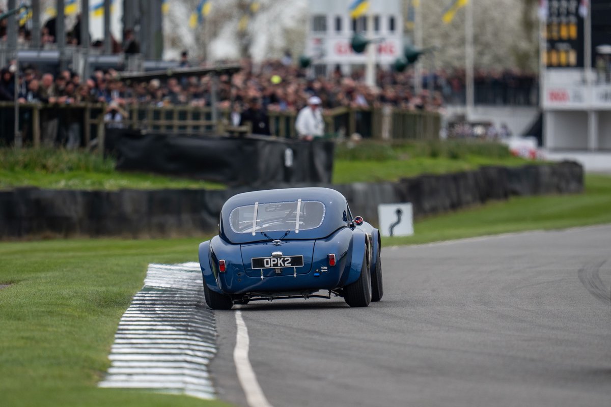 Seeing a 1964 AC Cobra four-wheel slide is one of life’s great joys. Thankfully, #81MM had plenty of action for the spectators. This particular #Cobra was aesthetically one of our favourites.
