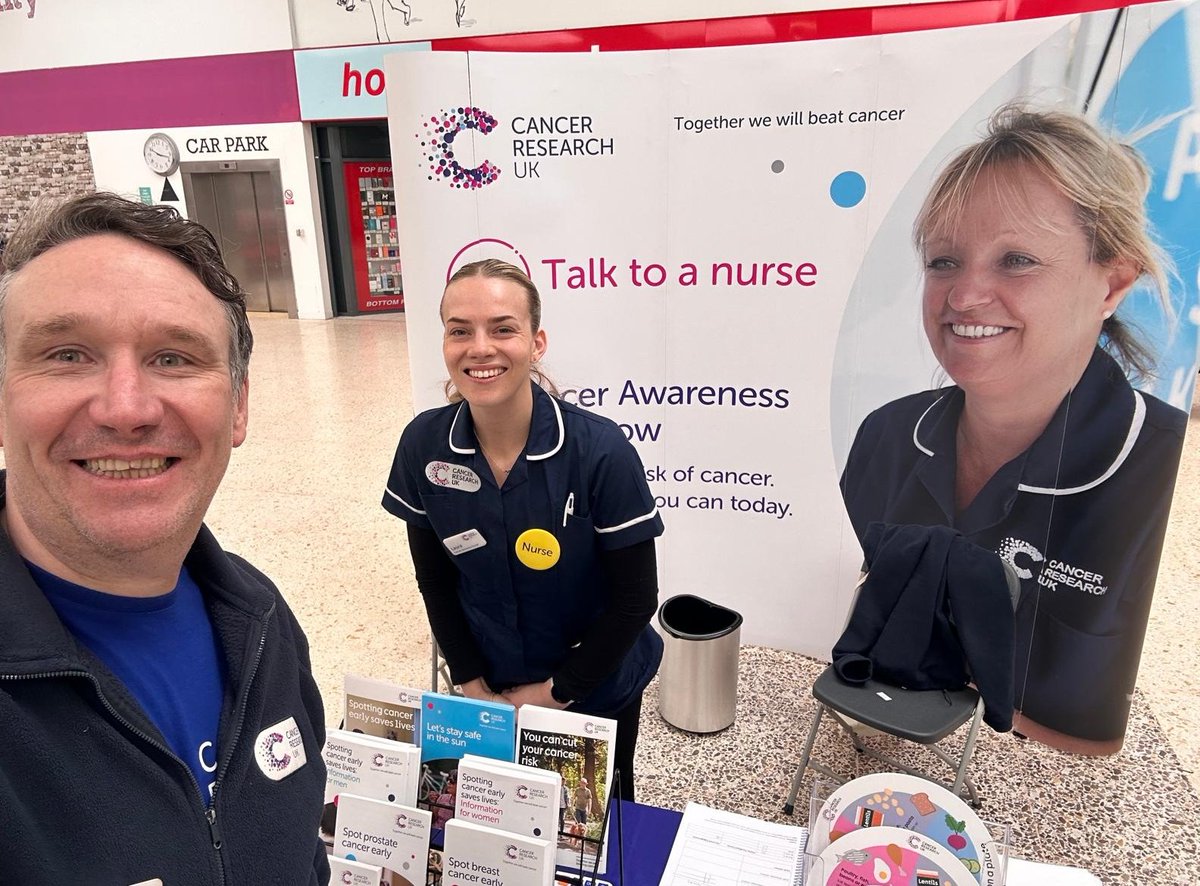 We are here today in Rutherglen Exchange Square ☀️ Stop past for a chat with our nurses ⚖️ Free BMI 🚭 Find out about stop smoking services ℹ️ Learn about the SMALL changes that can make a BIG impact on your health @RutherglenEx @mgshanks