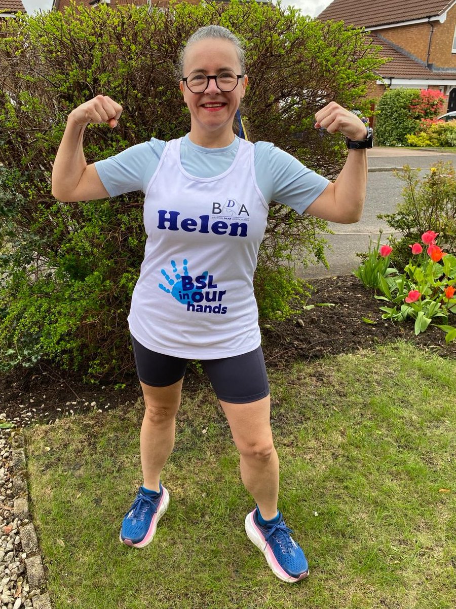 Only 5 days until Helen will run the @LondonMarathon!!! If you would like to follow her progress on the day: Bib number is 72635 She will run in the blue wave number 17 Start time in between 11:16 - 11:20 To donate: 2024tcslondonmarathon.enthuse.com/pf/helen-morga…