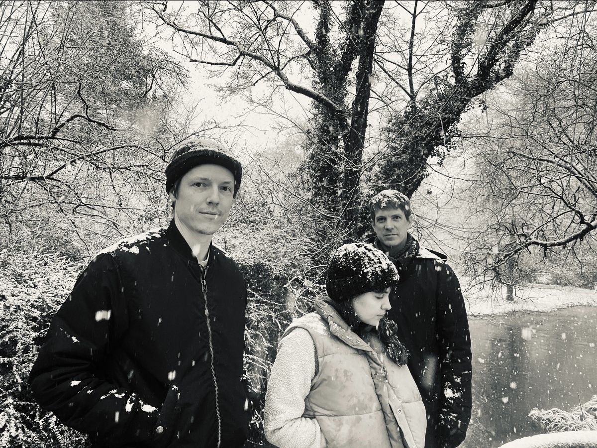 Loma — the indie trio featuring members of Shearwater and Cross Record — have announced How Will I Live Without a Body?, their first album in four years.

 🔗 rollingstone.com/music/music-ne…