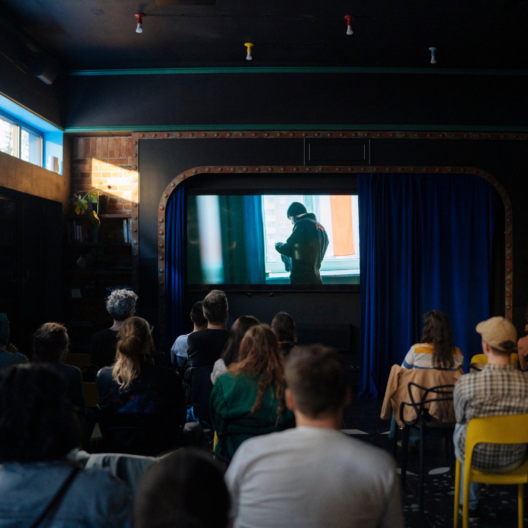 MixerDotMedia's tweet photo. We have ended the #MixerFestival on Sunday with a selection of documentaries screenings!
📽What we saw?
Fighting the Shadow by Nadiya Rodkina
Motherland by Hanna Badziaka&amp;Alexander Mihalkovich
In the Rearview by Maciek Hamela
There are People in the forest by Szymon Ruczynski https://t.co/Bj5DLdvCxP