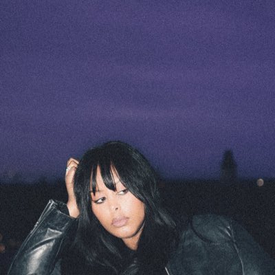 CHERRIE (@chxrrie) on Twitter photo #NewProfilePic #NewProfilePic